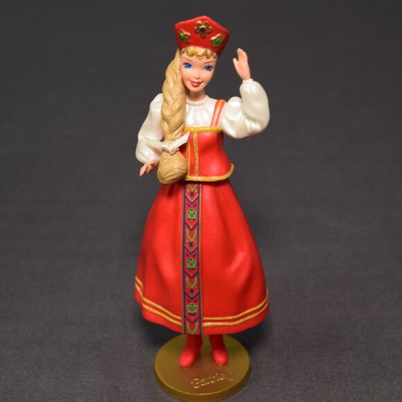 Hallmark Christmas Ornament Russian Barbie Dolls of the World QX6369 1999 - Picture 2 of 11